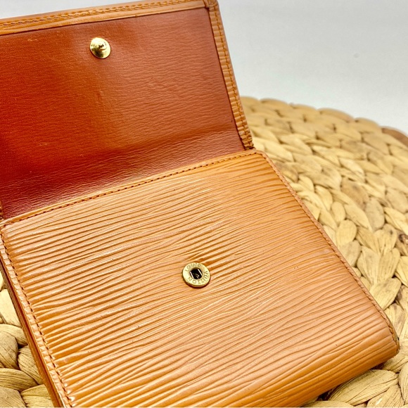 LOUIS VUITTON LOGO CARAMEL BROWN EPI LEATHER BIFOLD BRASS MONEY WALLET POUCH - Picture 4 of 11